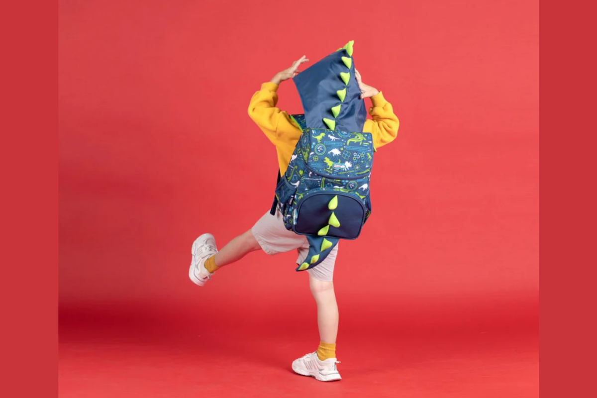 Ba Lô Đáng Yêu Có Nón Cho Bé Đi Học Nổi Bật